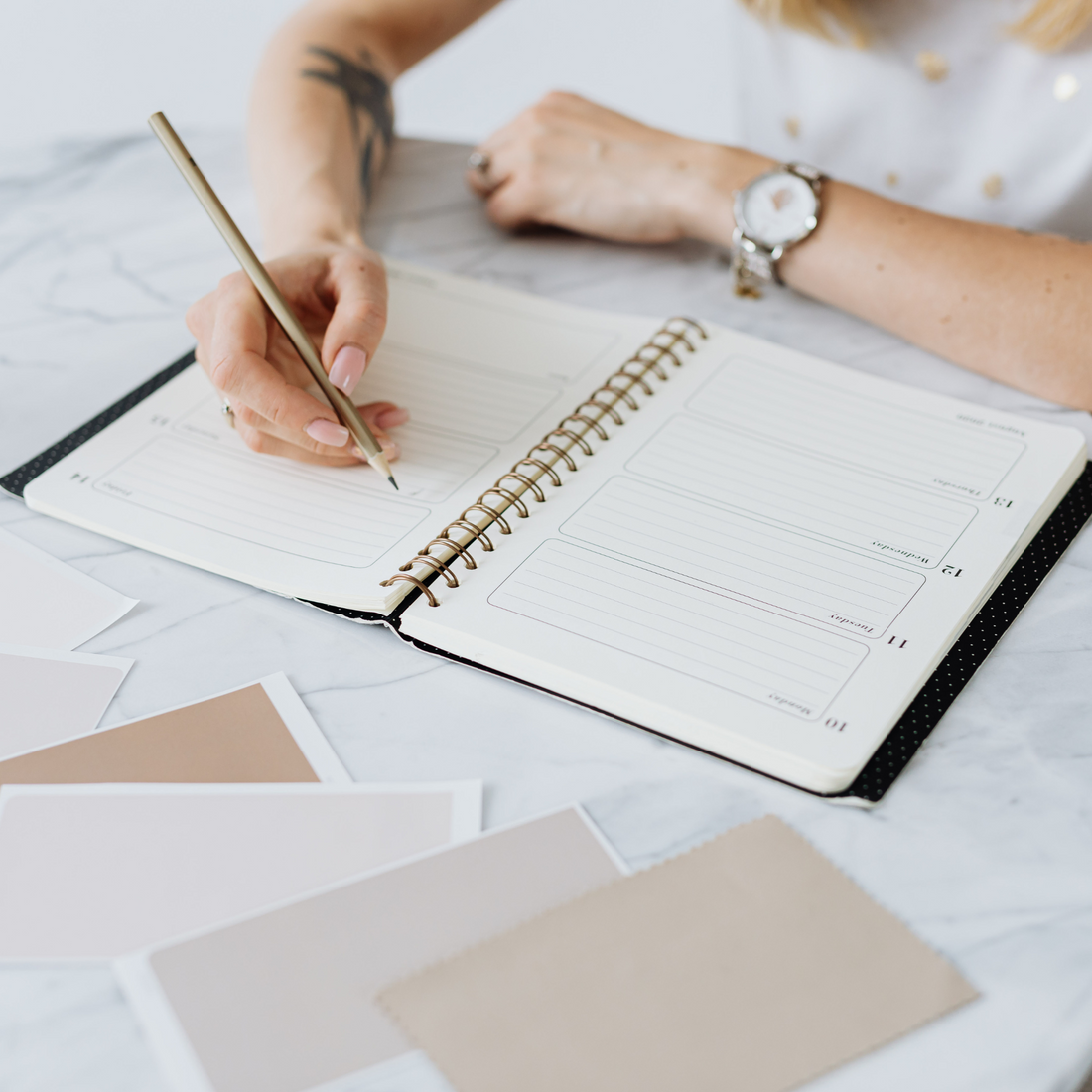Visual Planning vs. Digital Chaos: Why Paper Still Wins